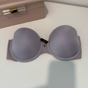 Victoria’s Secret Strapless Bra